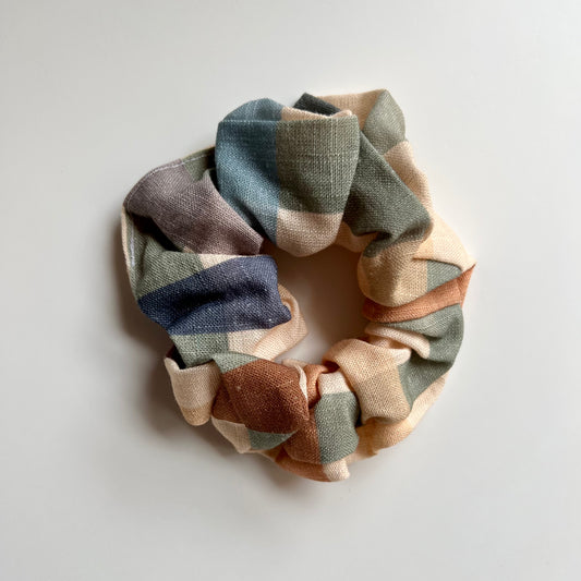 Oh Eight Seven Oh Scrunchie